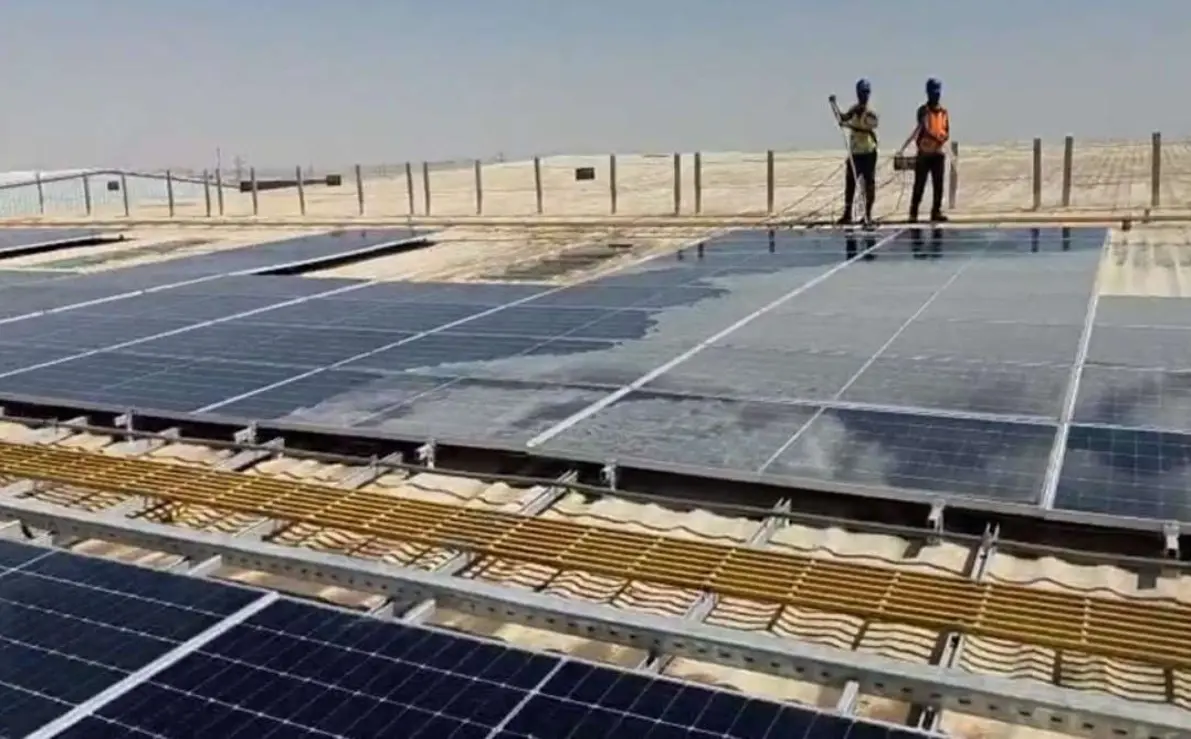 Module Cleaning Service for 500kWp Lulu Riyadh-Kharj Road